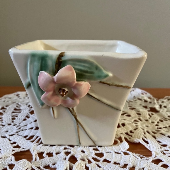 McCOY Other - McCOY POTTERY SQUARE PLANTER VINTAGE